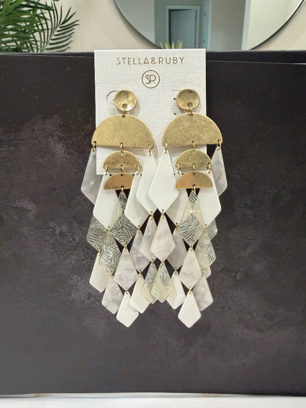 Stella Ruby NWT Nordstrom Gold Statement Drop Earrings Never Worn